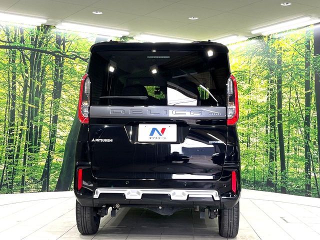 DELICA MINI