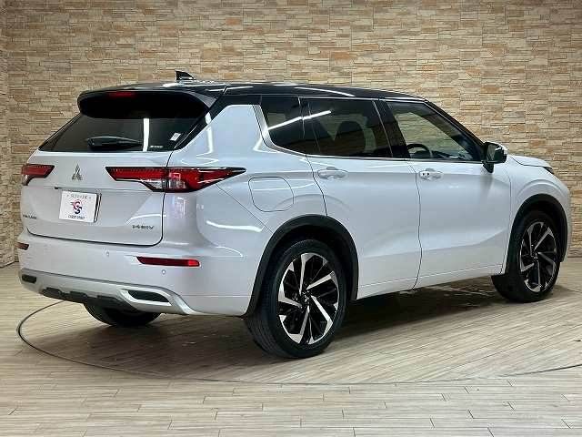 OUTLANDER PHEV