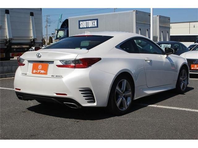 LEXUS RC200t