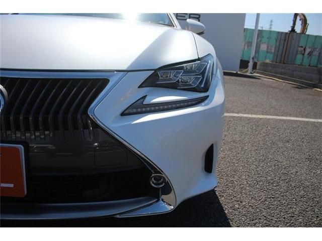 LEXUS RC200t