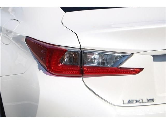 LEXUS RC200t