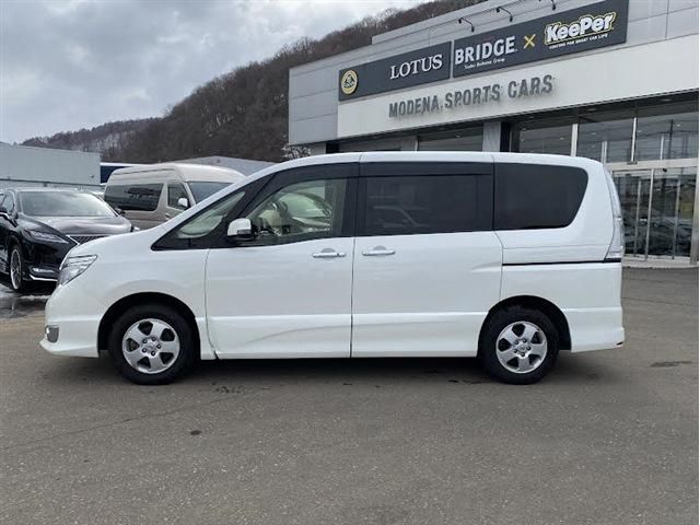 SERENA  WG 4WD