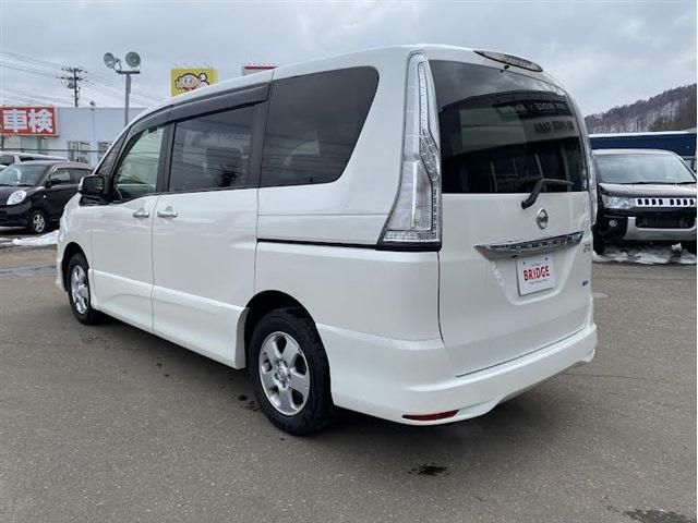 SERENA  WG 4WD