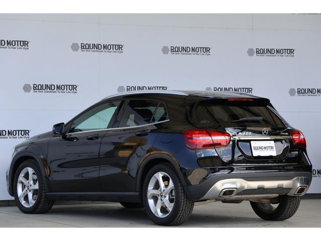 MERCEDES BENZ GLA class