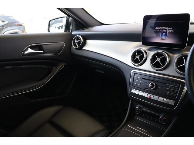 MERCEDES BENZ GLA class