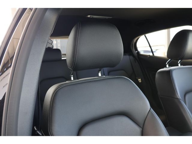 MERCEDES BENZ GLA class