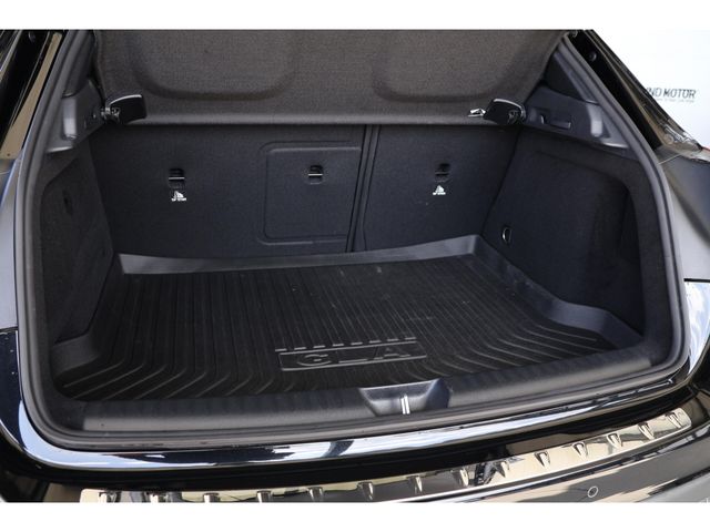 MERCEDES BENZ GLA class