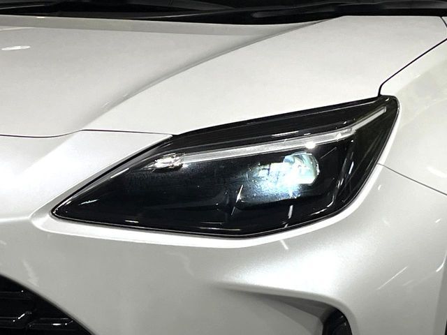 YARIS CROSS HYBRID