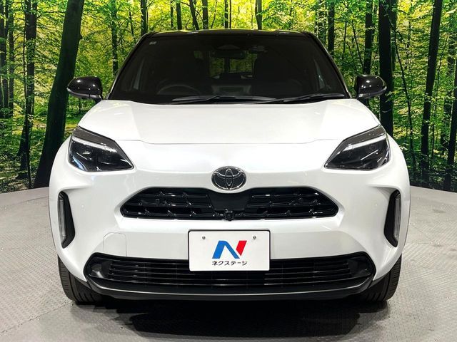 YARIS CROSS HYBRID
