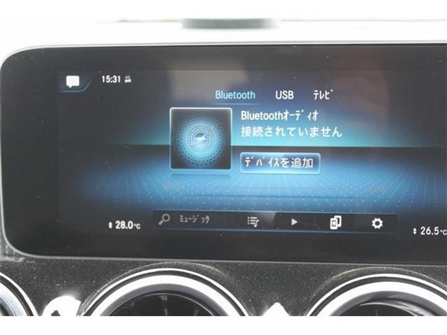 MERCEDES BENZ GLB