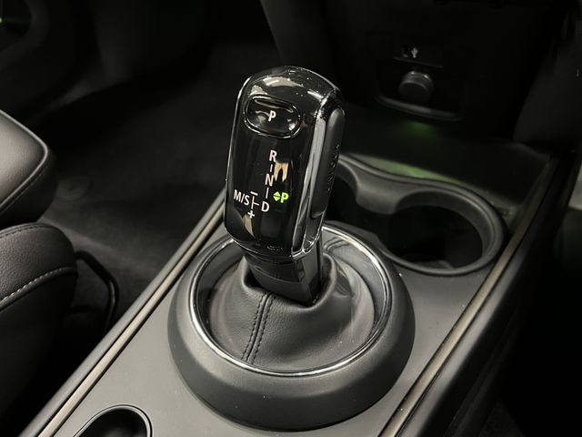 MINI COOPER D CROSSOVER