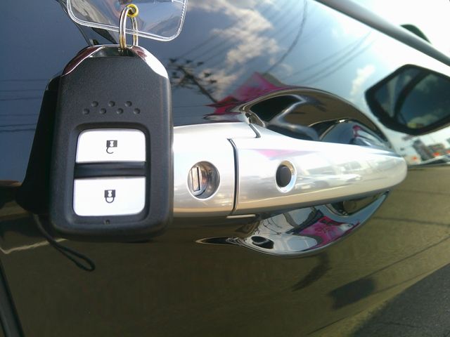 VEZEL HYBRID 4WD