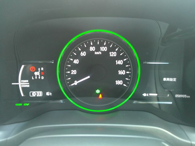 VEZEL HYBRID 4WD