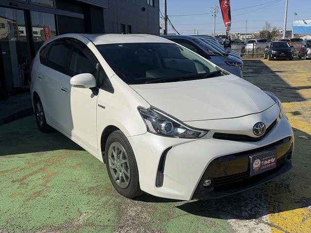 PRIUS Alpha
