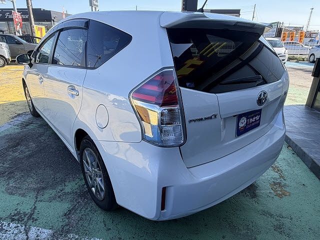 PRIUS Alpha