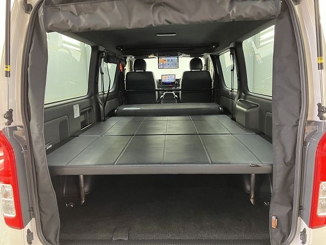 HIACE van 4WD