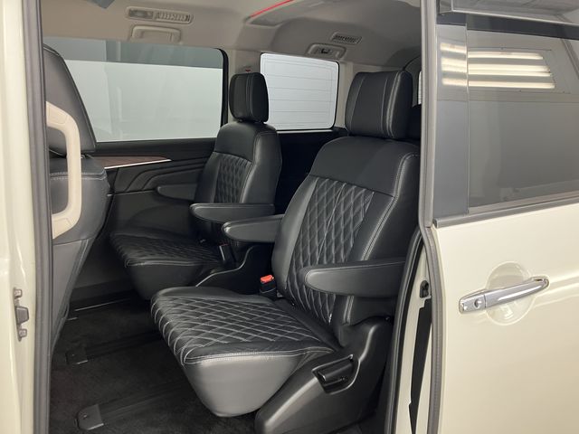 DELICA D:5 4WD