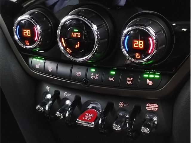 MINI COOPER D CROSSOVER