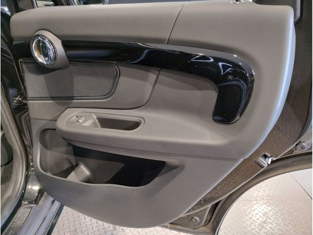 MINI COOPER D CROSSOVER