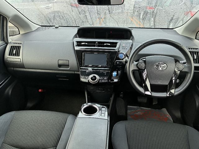 PRIUS Alpha