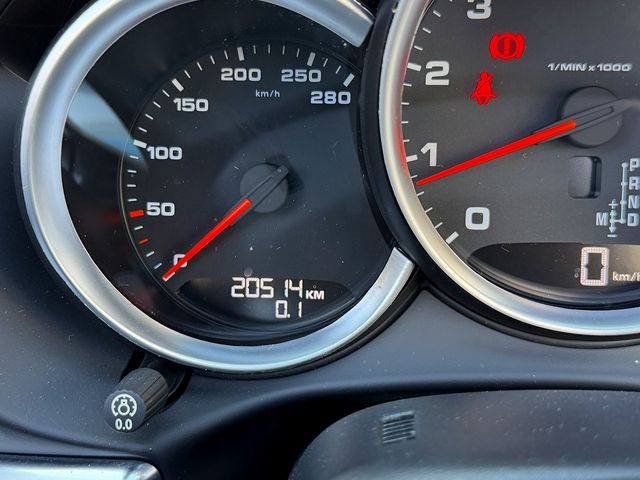 PORSCHE BOXSTER