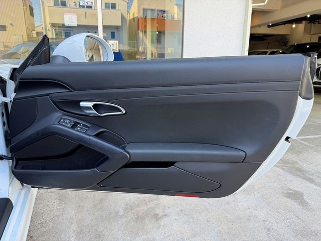 PORSCHE BOXSTER