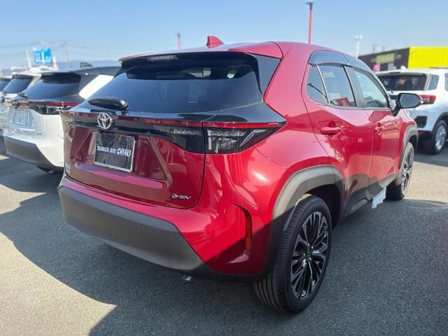 YARIS CROSS HYBRID