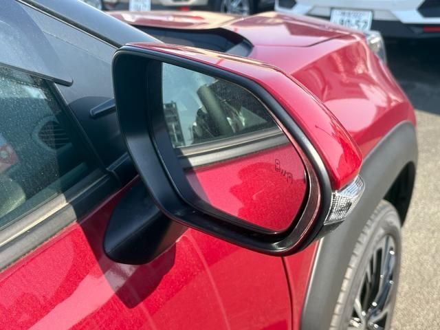 YARIS CROSS HYBRID