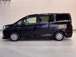 VOXY HYBRID