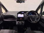 VOXY HYBRID