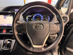 VOXY HYBRID