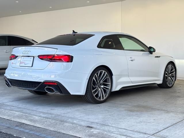 AUDI RS5