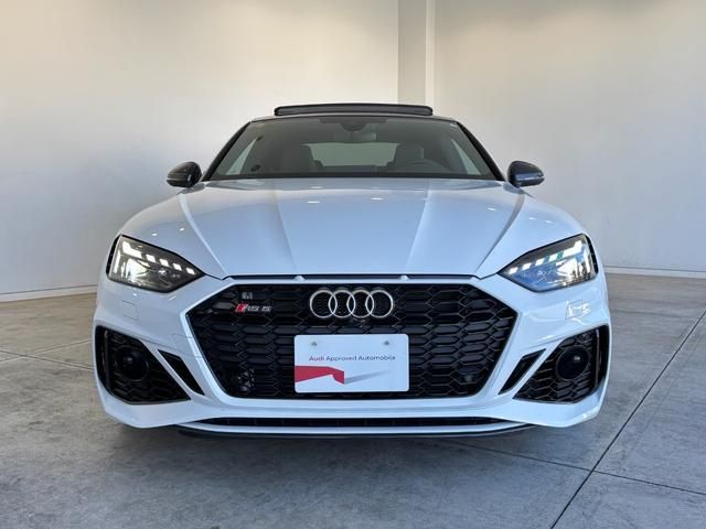 AUDI RS5