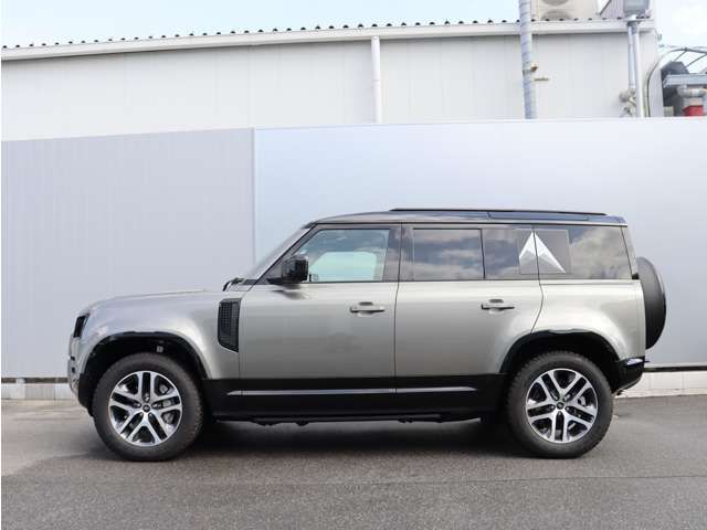 ROVER DEFENDER