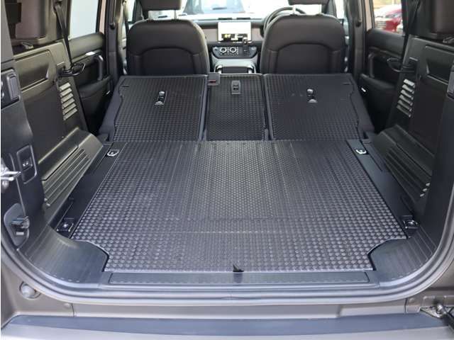 ROVER DEFENDER