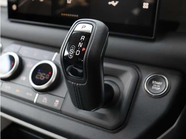 ROVER DEFENDER