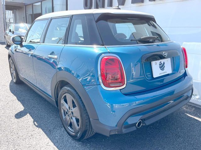 MINI COOPER 5DOOR
