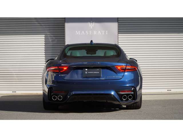 MASERATI GRANTURISMO