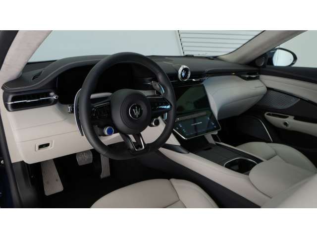 MASERATI GRANTURISMO