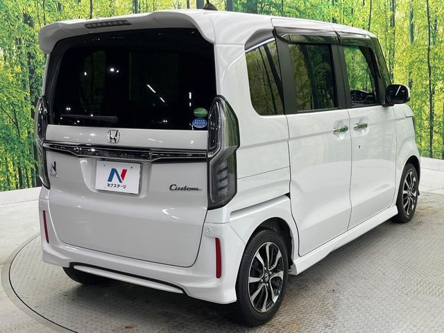 N-BOX CUSTOM
