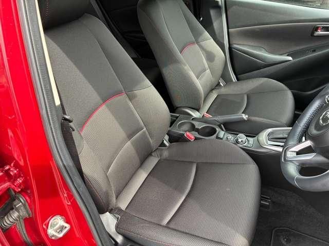 MAZDA2