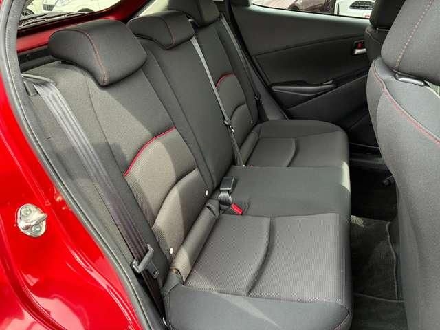 MAZDA2