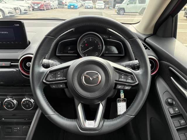 MAZDA2