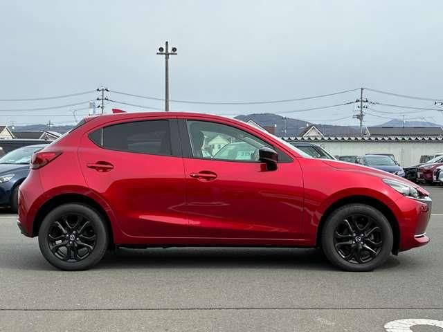 MAZDA2