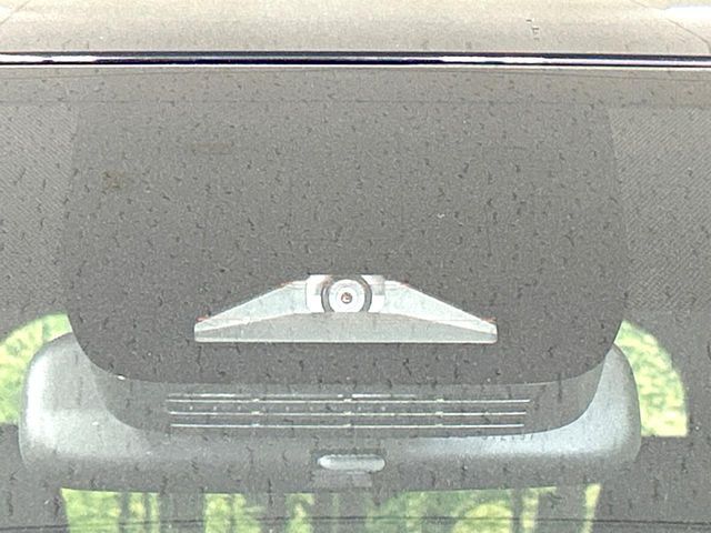 VOXY HYBRID