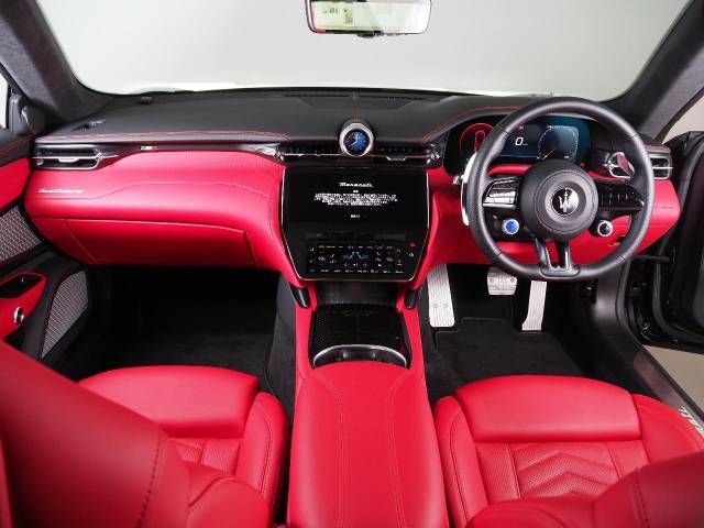 MASERATI GRANTURISMO