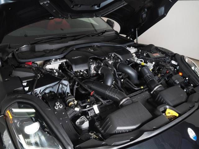 MASERATI GRANTURISMO
