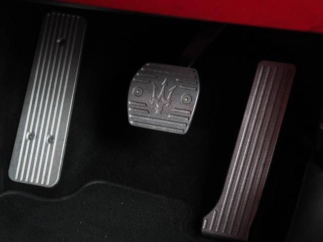 MASERATI GRANTURISMO