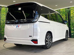 VOXY HYBRID