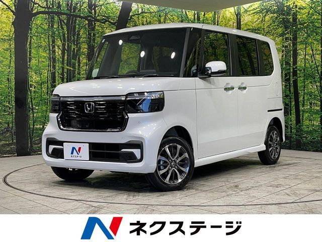 N-BOX CUSTOM 4WD